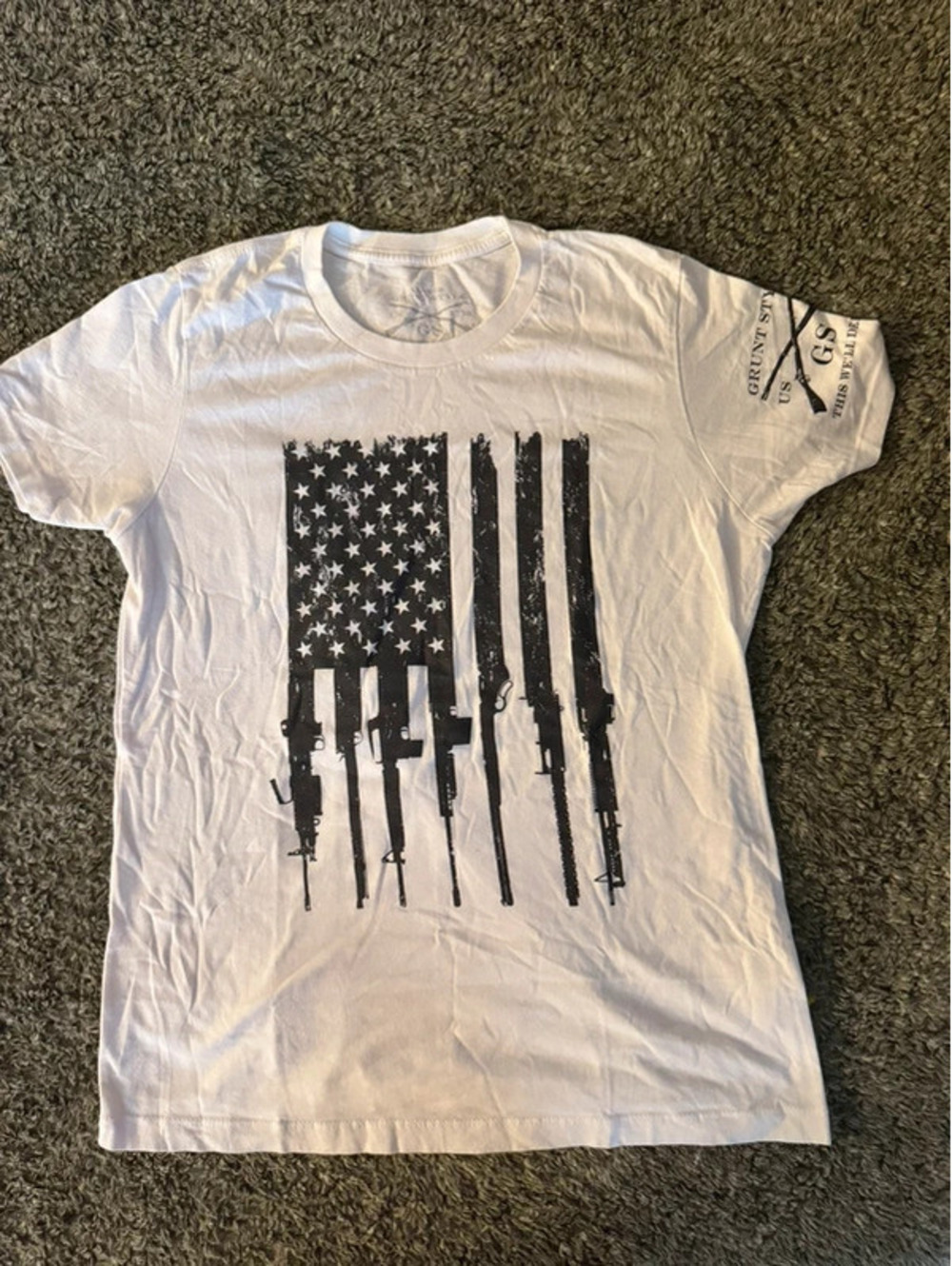 Grunt Style Men's White Graphic T-Shirt with American Flag and Rifle Design